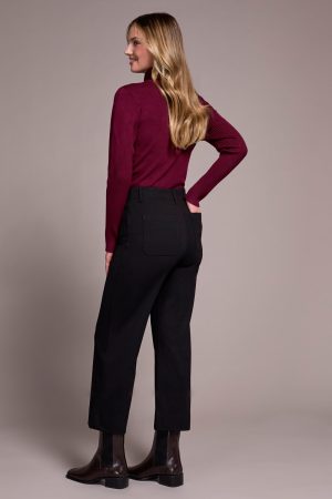 Signature Every Body Ponte High Rise Capri Pants-Black