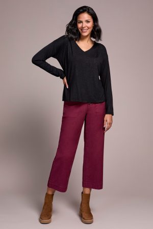 Soft Shine Effect V-Neck Drop Shoulder Top-Black