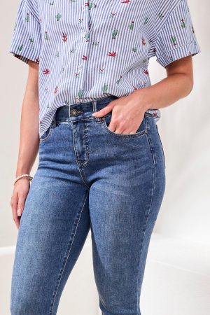 Sophia Curvy Fit Straight Leg Jeans-Dk.Vintage