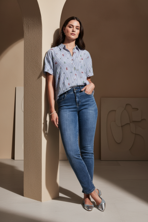 Sophia Curvy Fit Straight Leg Jeans-Dk.Vintage