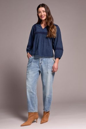 Audrey Distressed Barrel Stretch Jeans-Washedblue