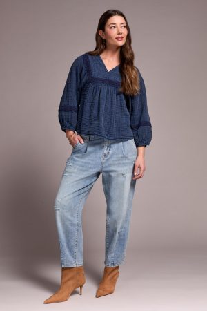 Audrey Distressed Barrel Stretch Jeans-Washedblue