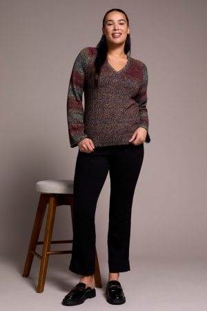 Combed Cotton V-Neck Sweater-Wine