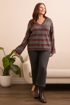 Combed Cotton V-Neck Sweater-Wine