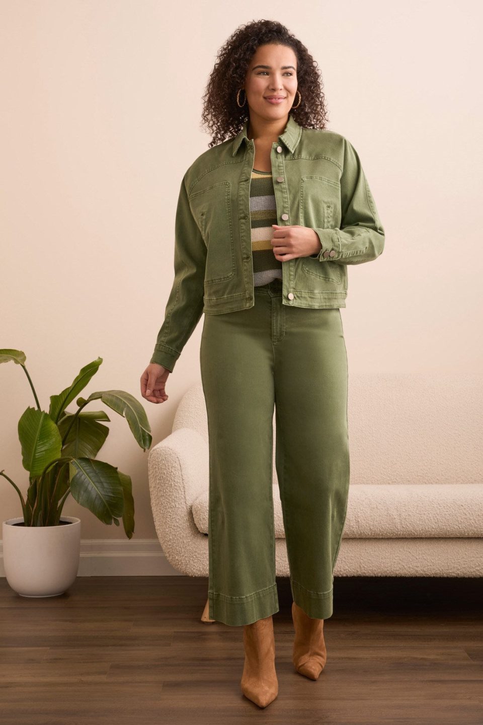 Comfort Stretch Raglan Sleeve Jacket-Chive