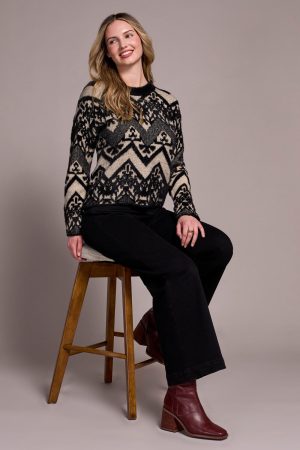 Double-Knit Eyelash Yarn Crew Neck Sweater-Black