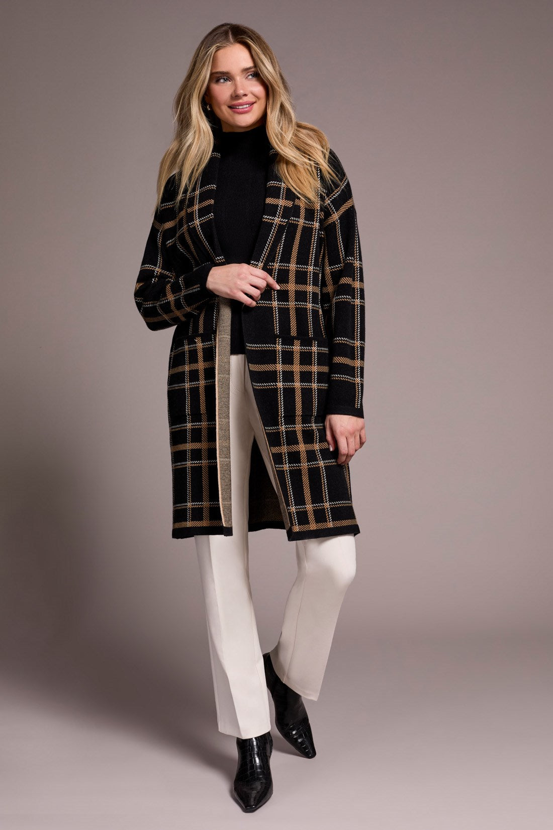 tribal-double-knit-long-plaid-coatigan-black-111-1523o0002.jpg