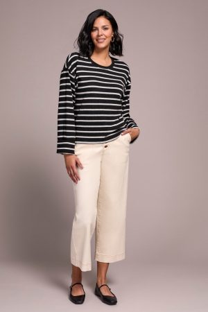 Long Sleeve Stripe Crew Neck Brush Knit Top-Black