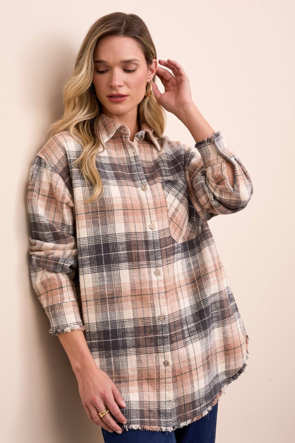 Plaid Flannel Fringed-Hem Shirt-Nordicstone