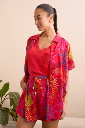 Pleated Flowy Shorts With Shell Detail At Waistband-Tangored