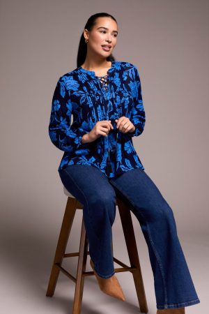 Printed Jacquard Pintuck-Front Blouse-Nightfall