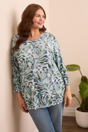 Printed Three-Quarter Sleeve Crew Neck Sweater-Mistblue