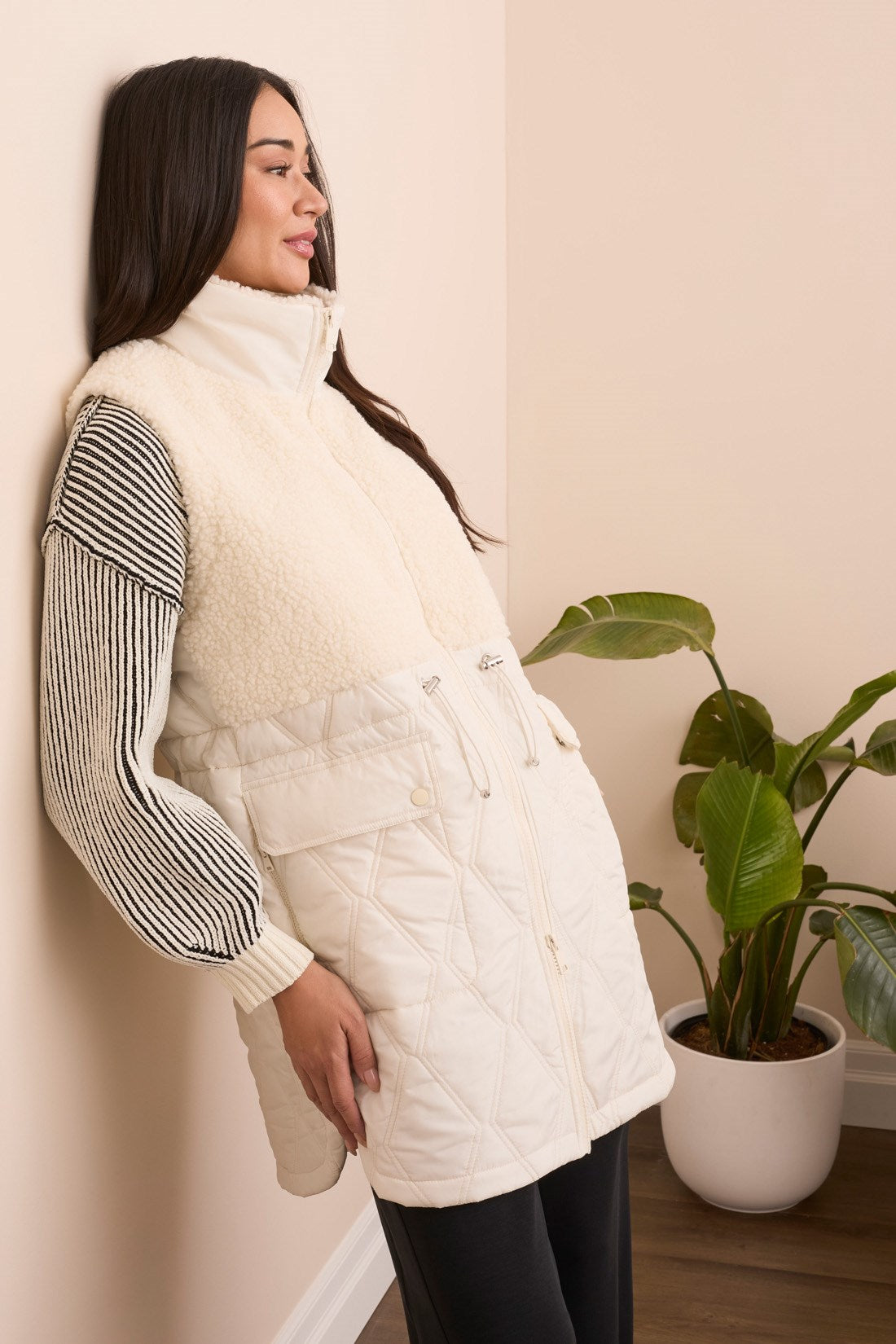 tribal-sleeveless-mix-media-quilted-sherpa-vest-cream-112-5940o0026.jpg