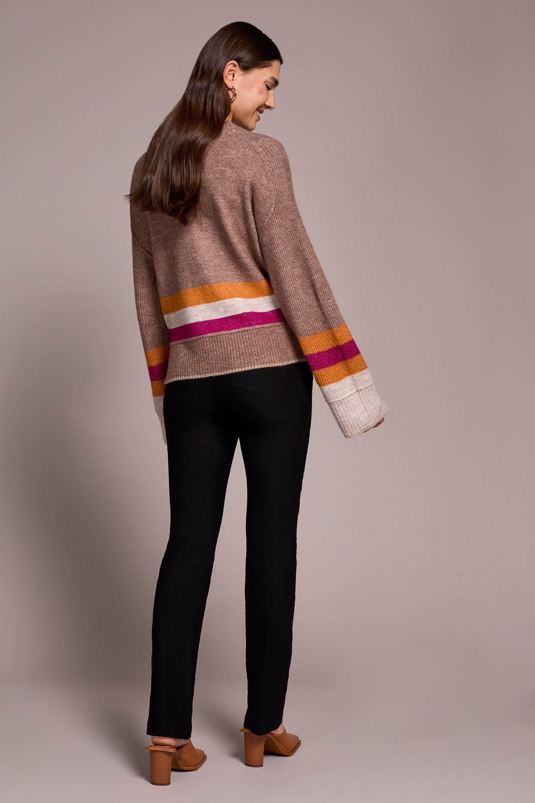 tribal-stripe-long-sleeve-sweater-cardigan-with-pockets-mocha-113-2359o0106.jpg